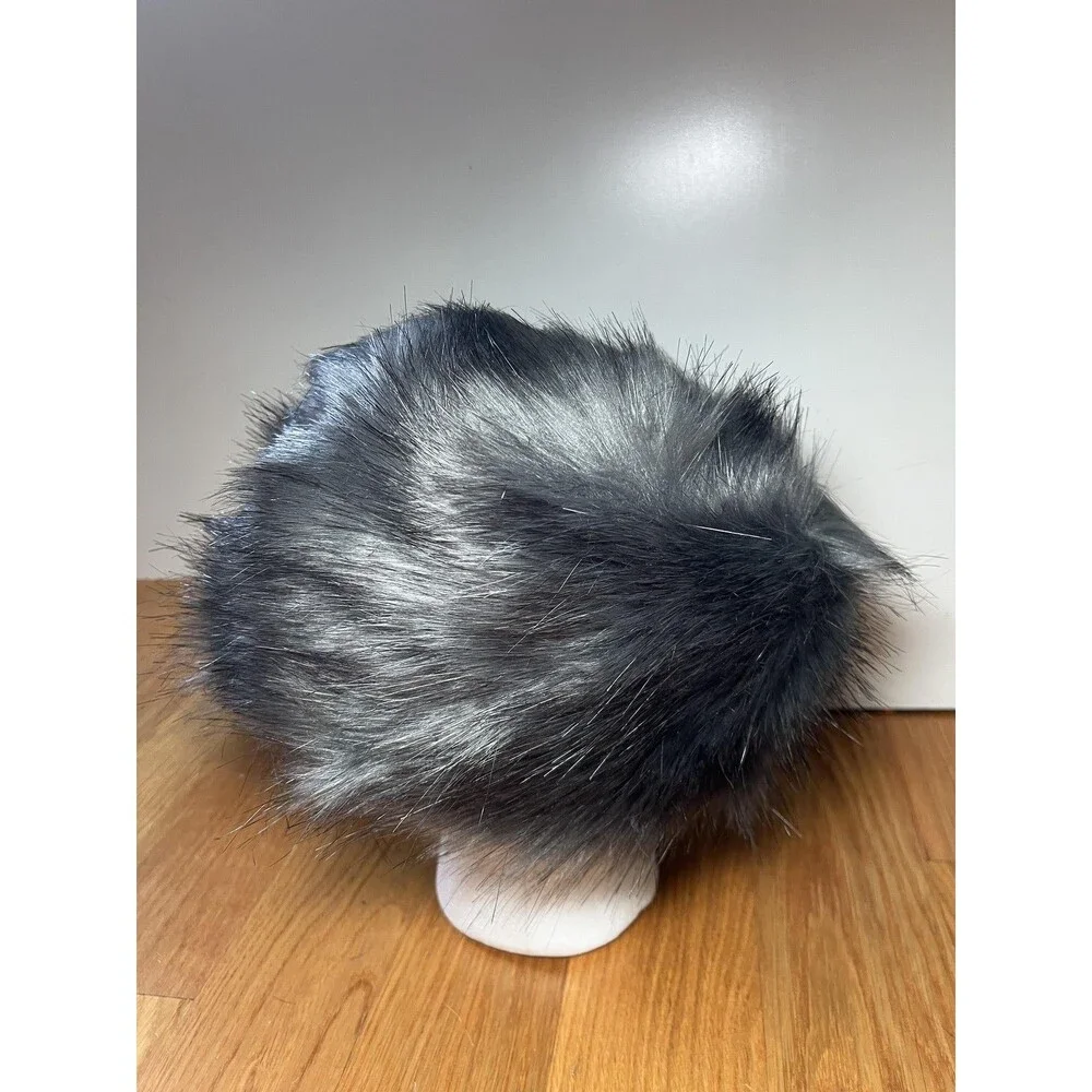 FutrZane Hat Beret Womens Medium Faux Fur Handmade Europe Polyester
